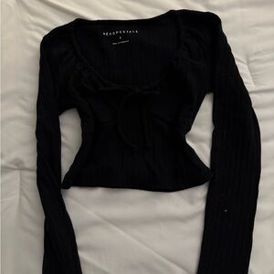 Aeropostale Women's Elegant Black Long Sleeve Tee